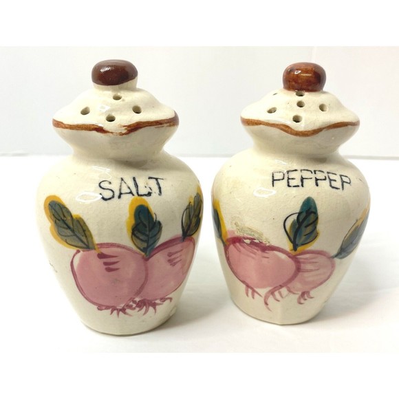 Radish Motif Ceramic Salt & Pepper Shakers, Japan, Vintage Kitchen - Picture 1 of 10